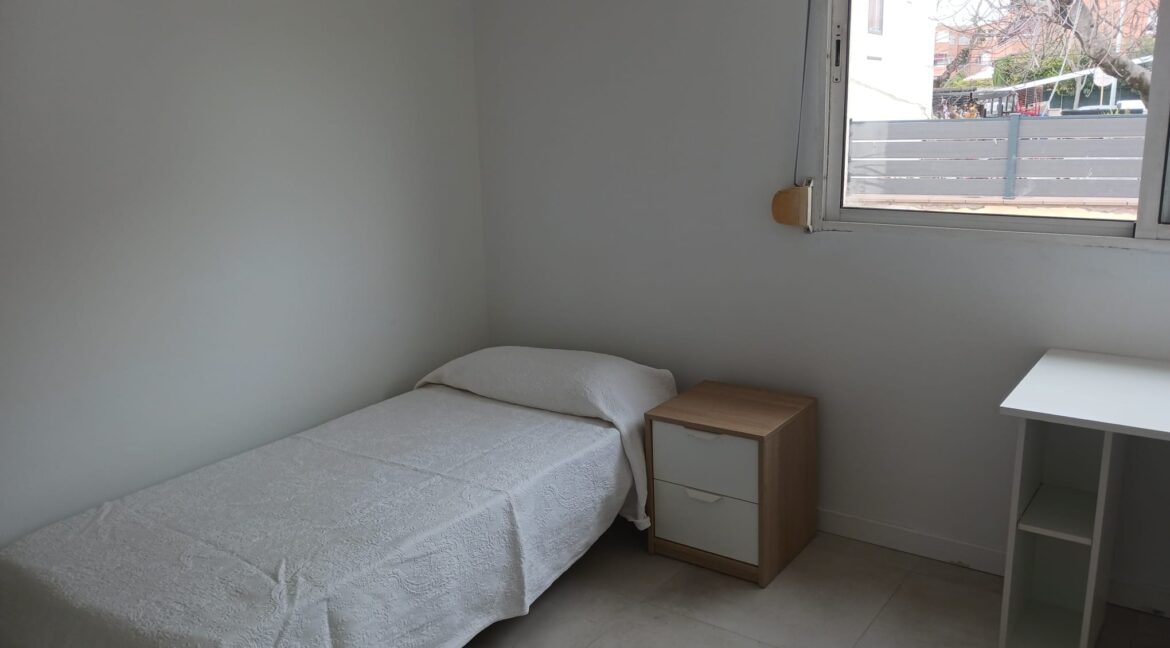 HABITACIÓN INDIVIDUAL