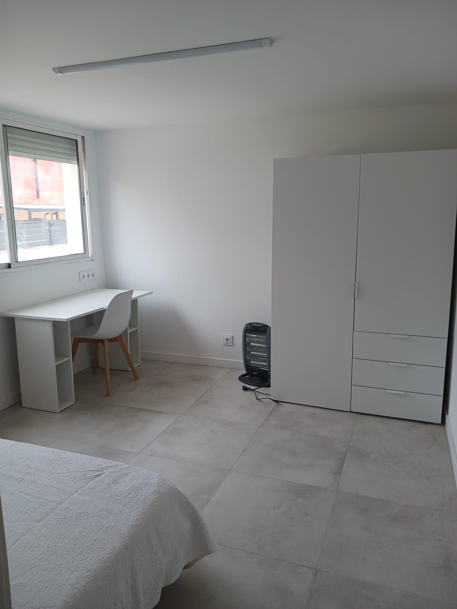 Código 215001 – Habitación individual  en piso de estudiantes en Cerdanyola. Muy cerca del Campus Bellaterra