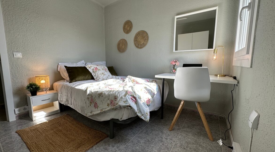 HABITACIÓN NARANJA IV